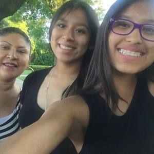 Meet your Posher, Isabel